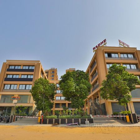 Hotel Legacy Ahmedabad Ngoại thất bức ảnh