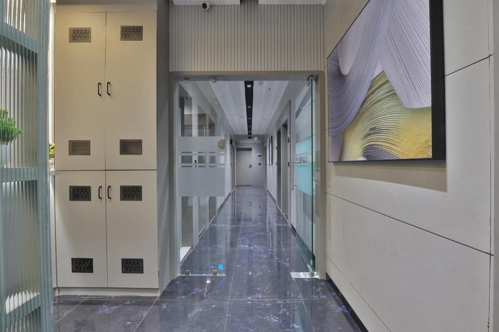 Hotel Legacy Ahmedabad Ngoại thất bức ảnh