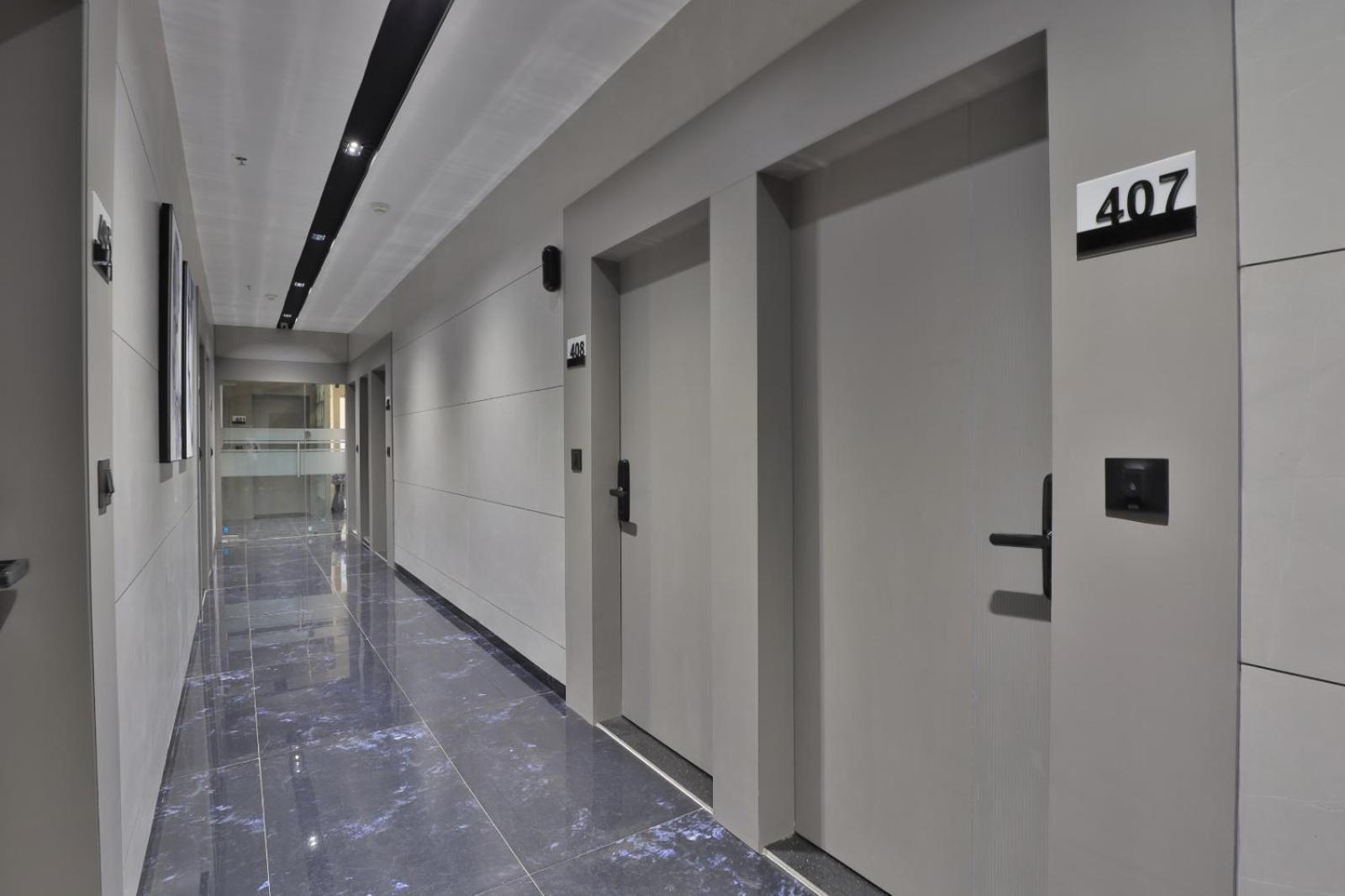 Hotel Legacy Ahmedabad Ngoại thất bức ảnh